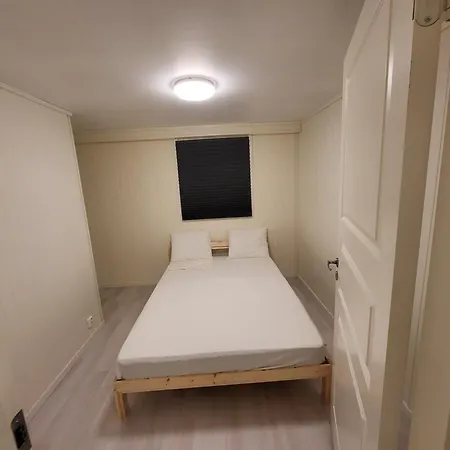 Classic 4 Bedrooms, 9 Guest Kjeller * 利勒斯特罗姆